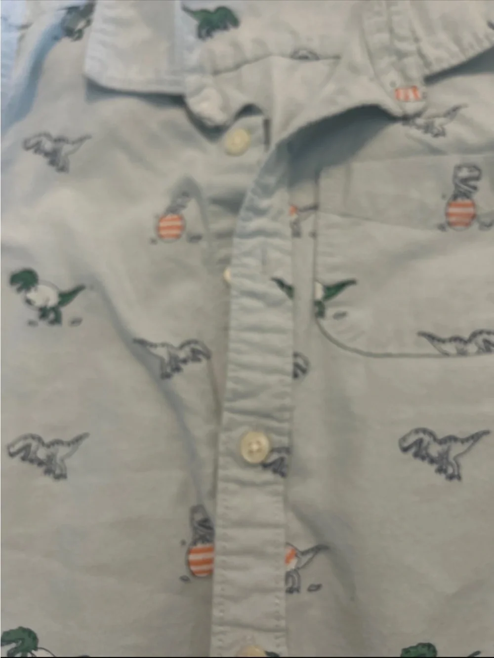 GAP Light Blue Short Sleeve Dino Print Button-Front Shirt Boys size 5